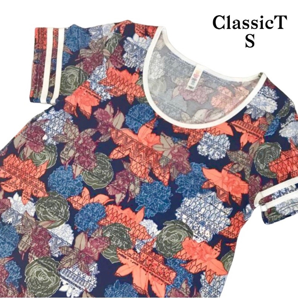 💝💝💝 3 for $33 LuLaRoe Classic Tee